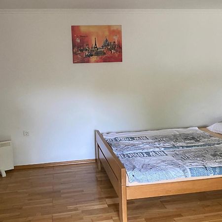 Apartamento Semper Liberi Máribor Exterior foto