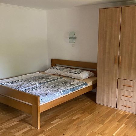 Apartamento Semper Liberi Máribor Exterior foto